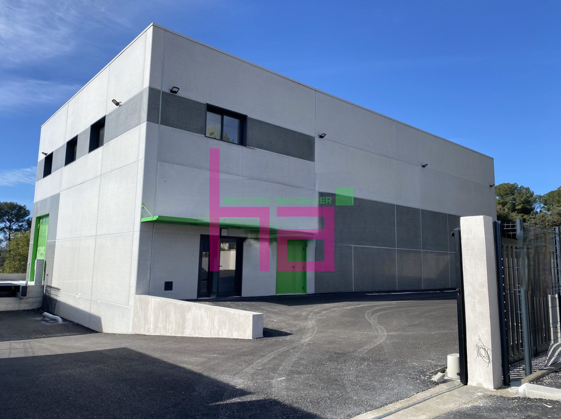 Immobilier Professionnel à louer Le Muy - Photo 2