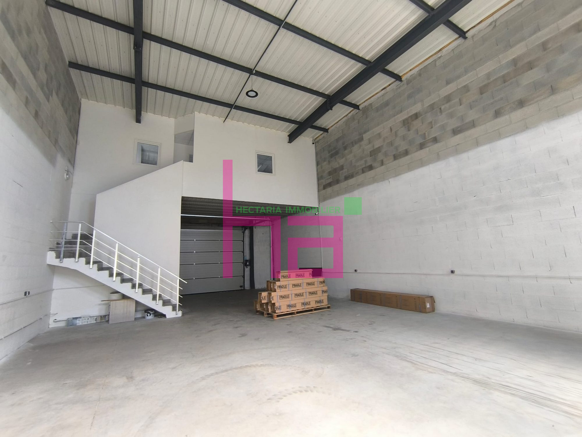 LOCAL EXCELLENTE VISIBILITE MIONS - Photo 3