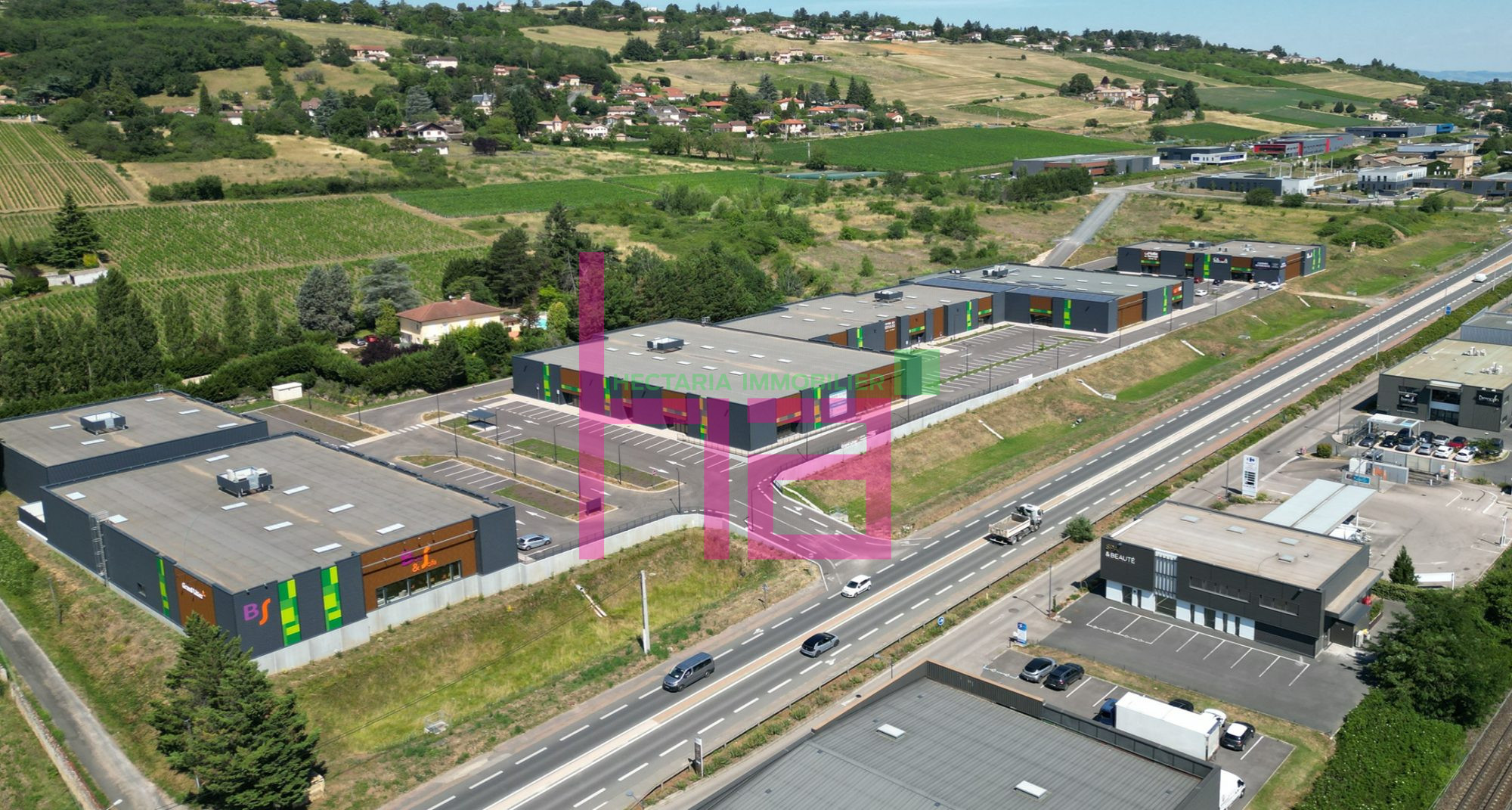 LOCAL D&rsquo;ACTIVITE § SHOWROOM / COMMERCE - Photo 1