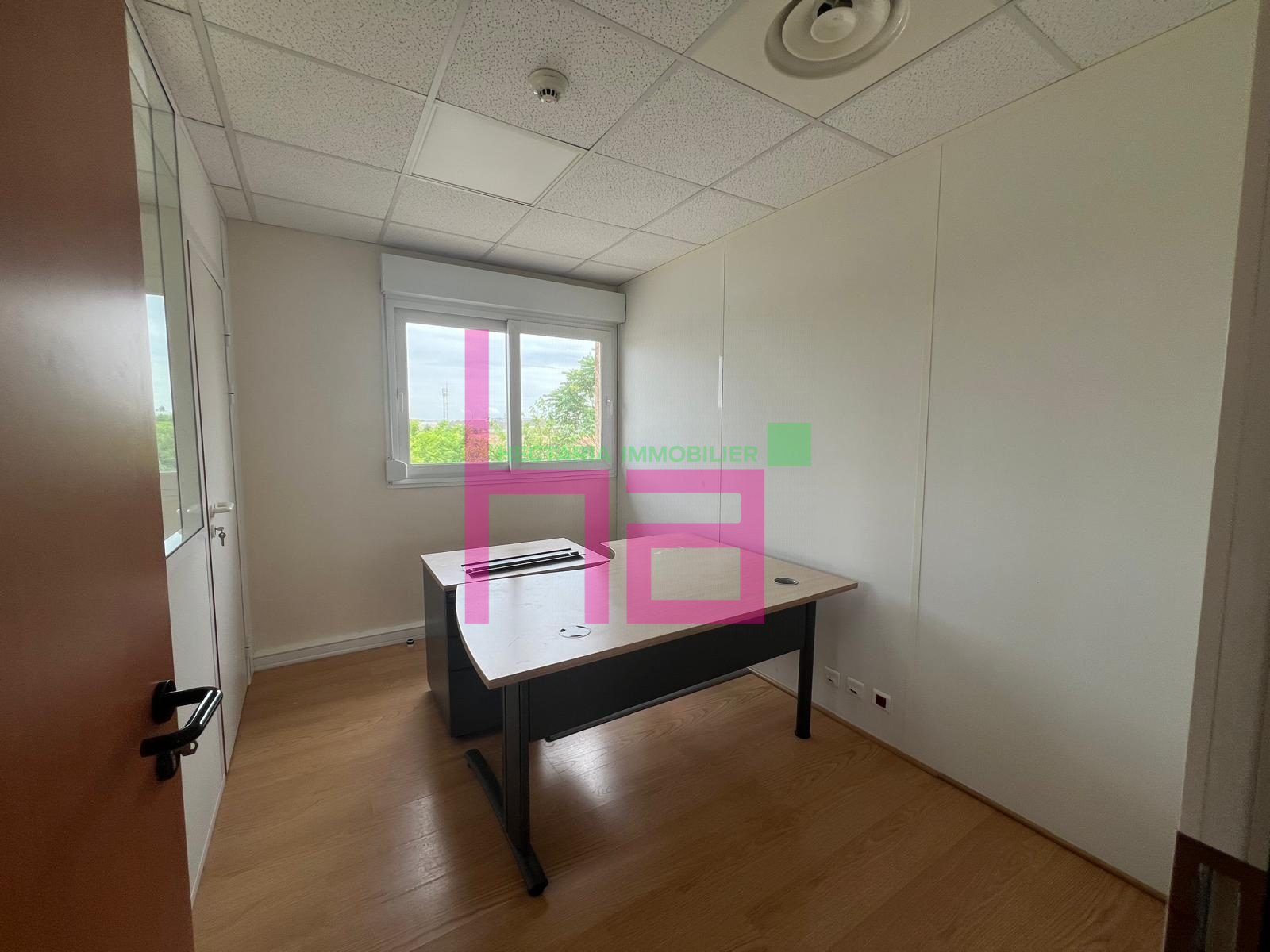 Immobilier Professionnel à louer Chassieu - Photo 4