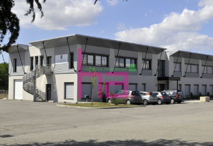 PARC EUROGAL 1 – BUREAIX AVEC STOCKAGE - Photo 1