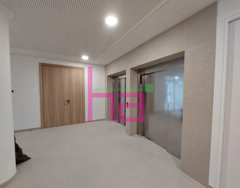 BUREAUX NEUF EN ETAGE A LOUER - Photo 3
