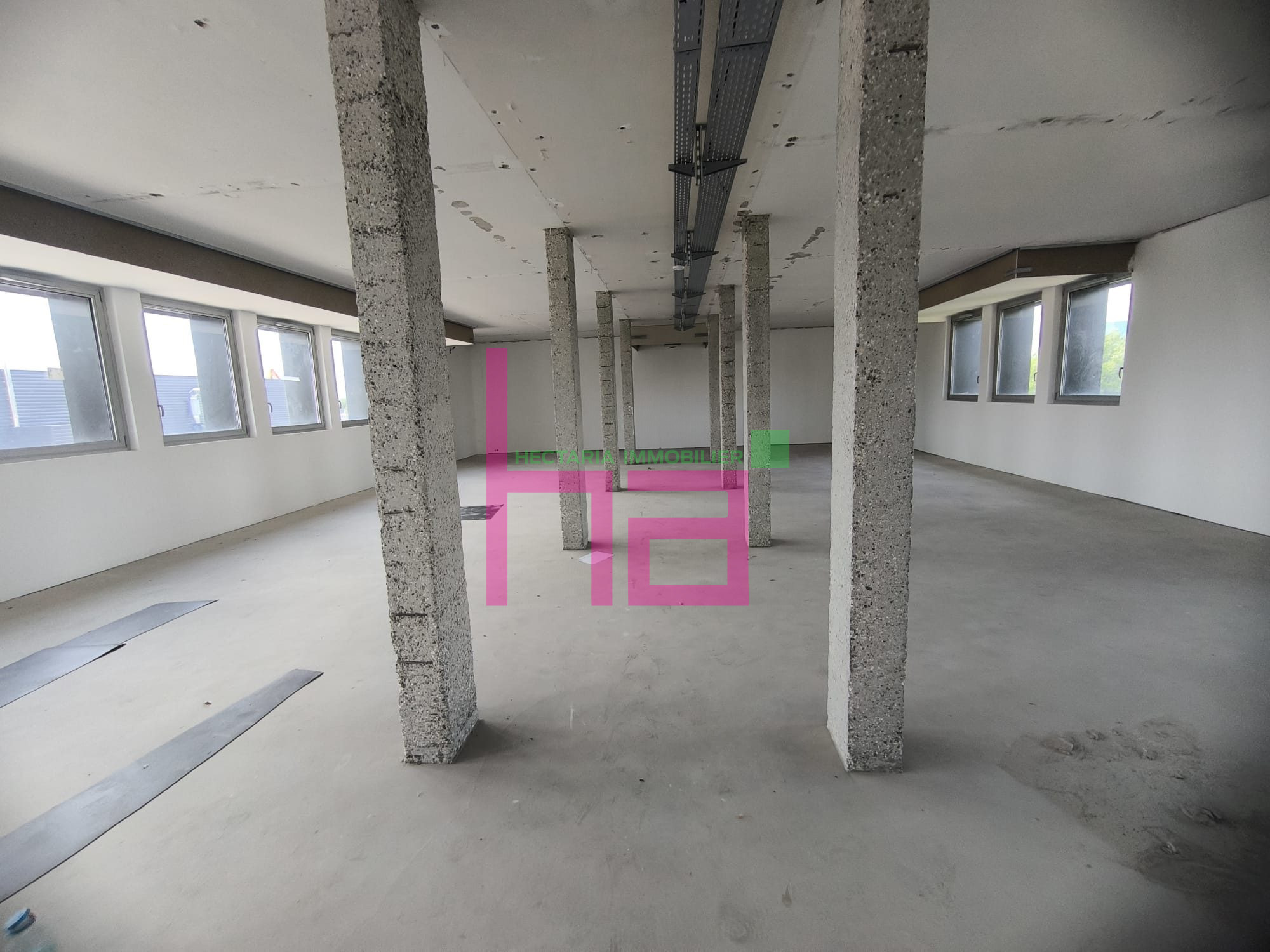 PLATEAUX DE BUREAUX REFAITS A NEUF A LOUER - Photo 7
