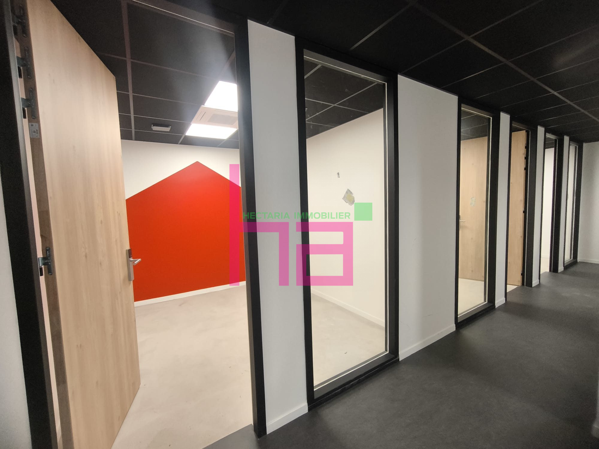 PLATEAUX DE BUREAUX REFAITS A NEUF A LOUER - Photo 10