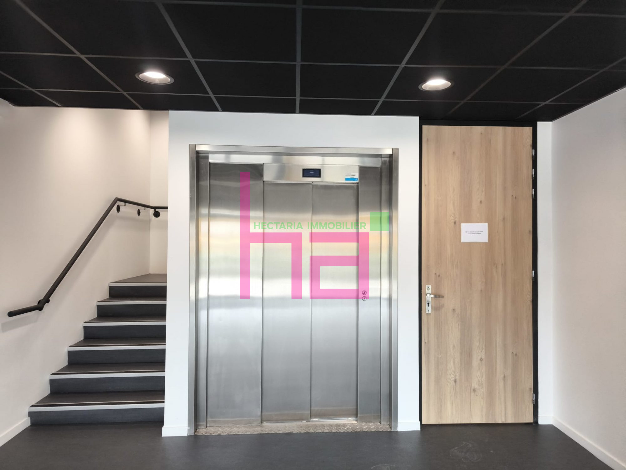PLATEAUX DE BUREAUX REFAITS A NEUF A LOUER - Photo 14
