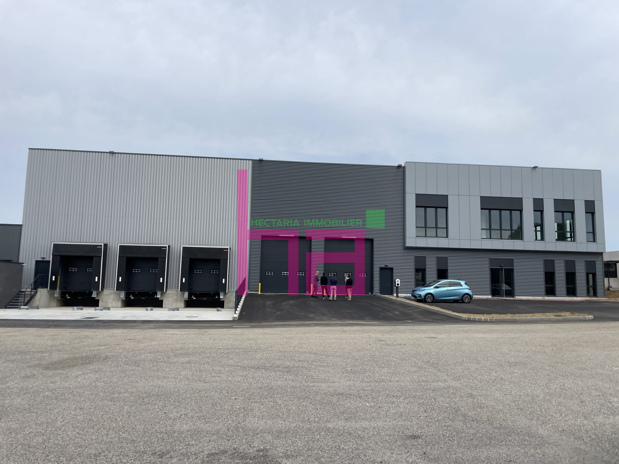ENTREPÔT NEUF A LOUER - Photo 2