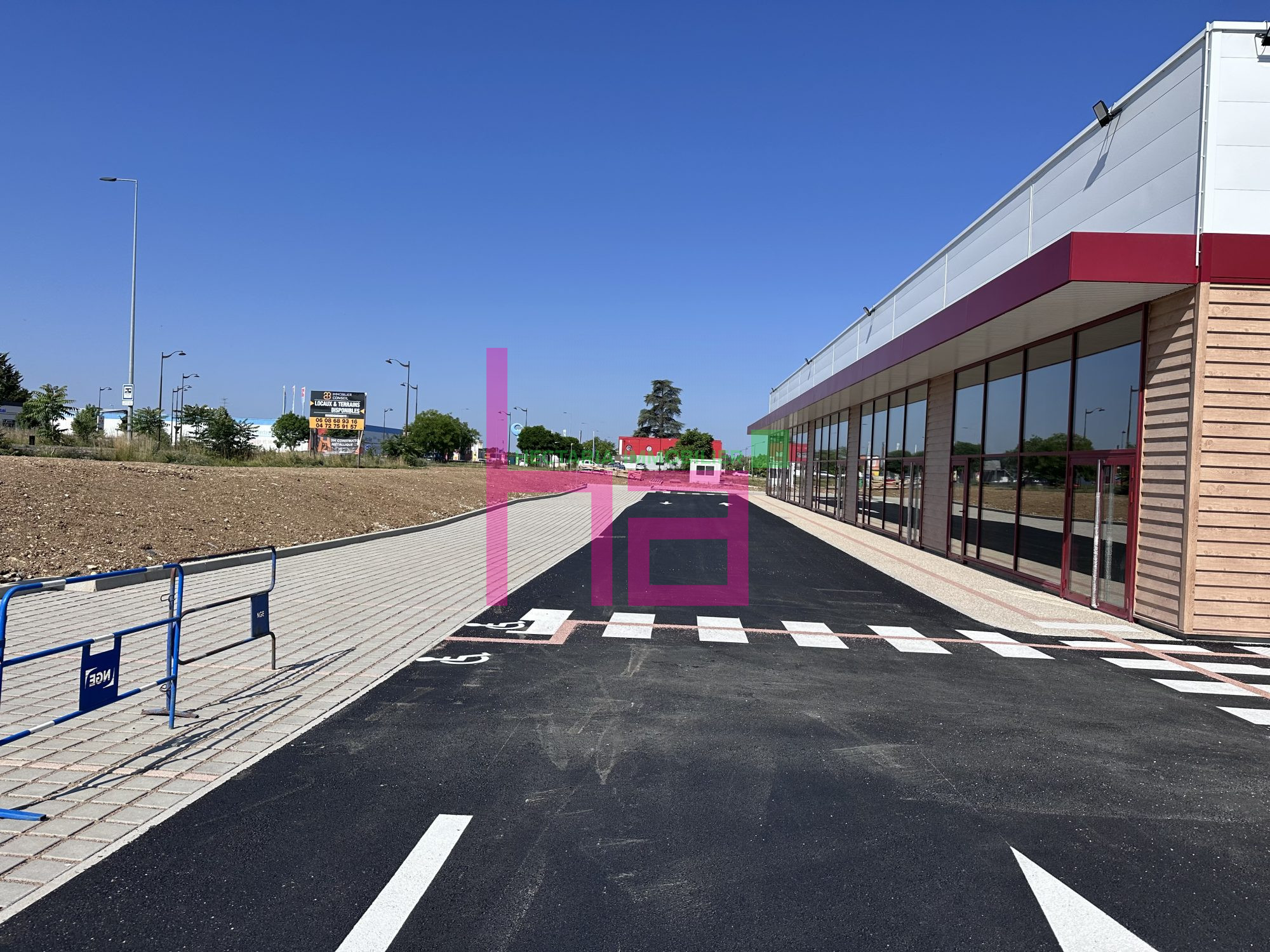 CELLULE SHOWROOM BELLE VISIBILITE - Photo 1259