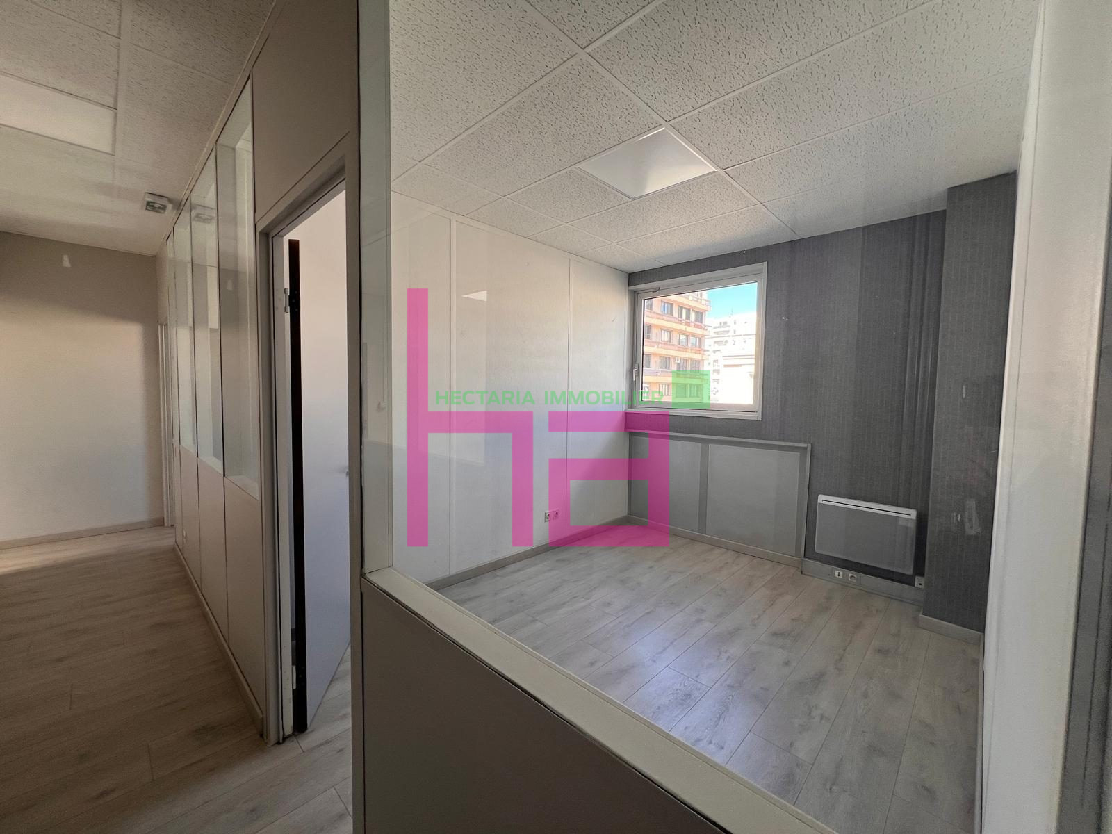 BUREAUX EN ETAGE AU COEUR DE VILLEURBANNE - Photo 4