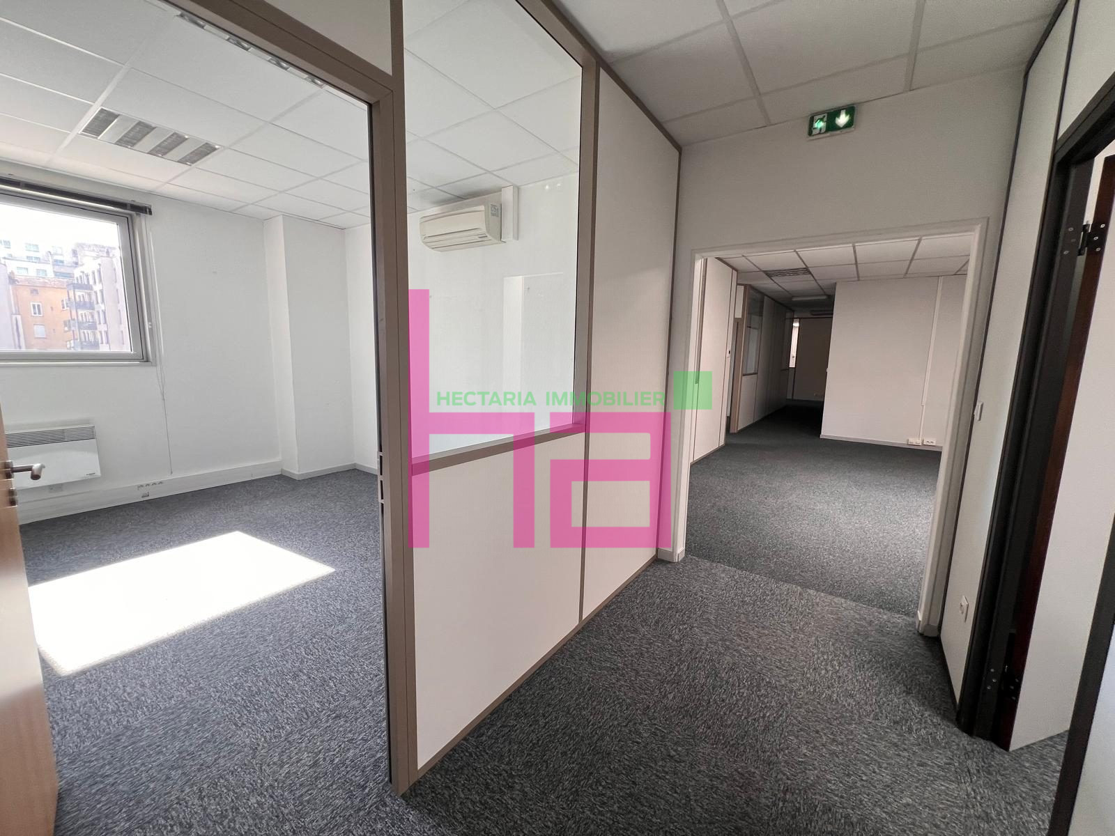 BUREAUX EN ETAGE AU COEUR DE VILLEURBANNE - Photo 12