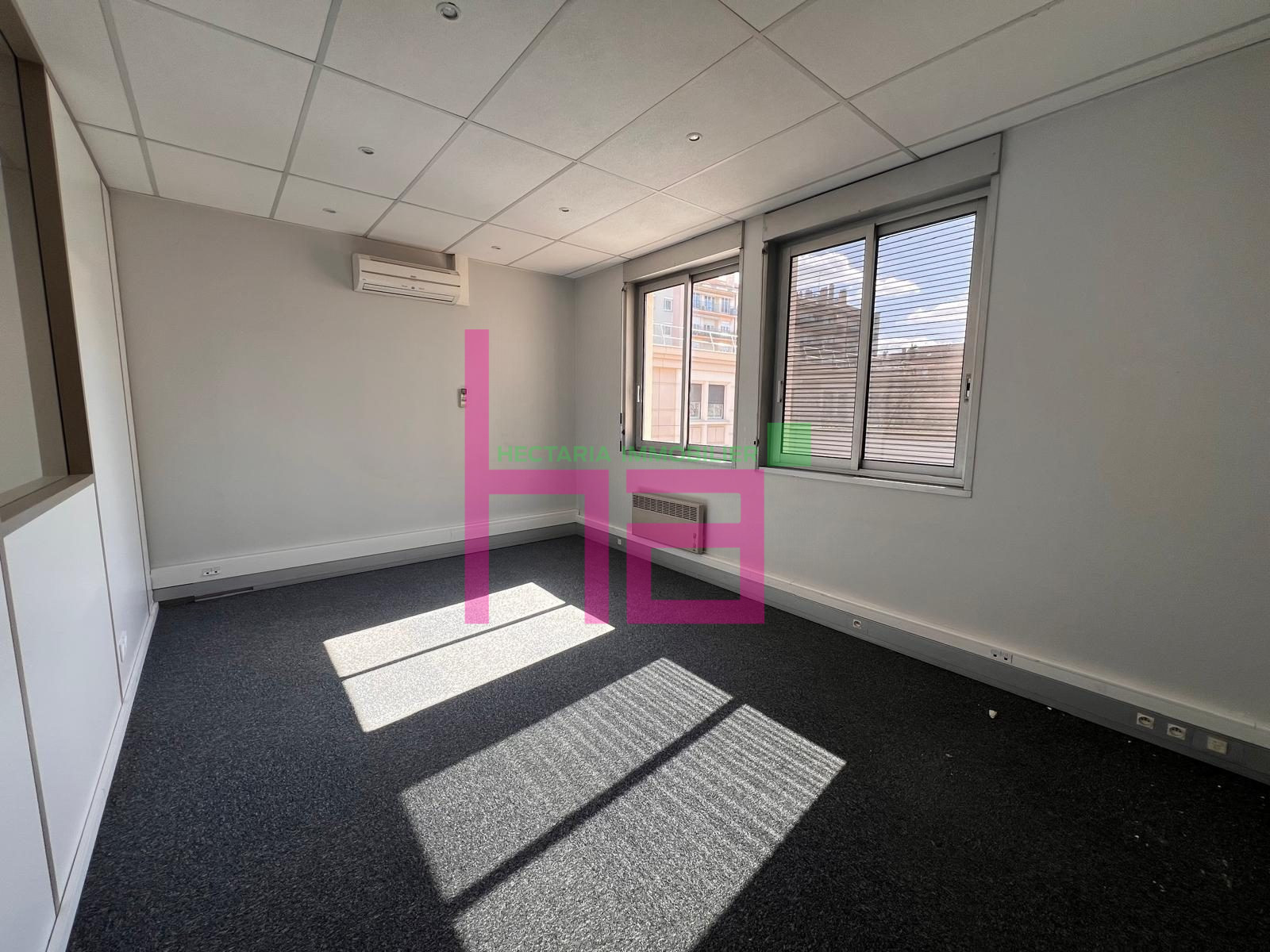 BUREAUX EN ETAGE AU COEUR DE VILLEURBANNE - Photo 4