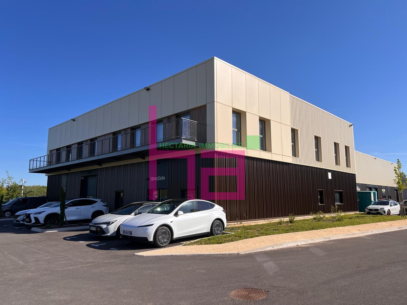 CELLULE D&rsquo;ACTIVITE NEUVE - Photo 1