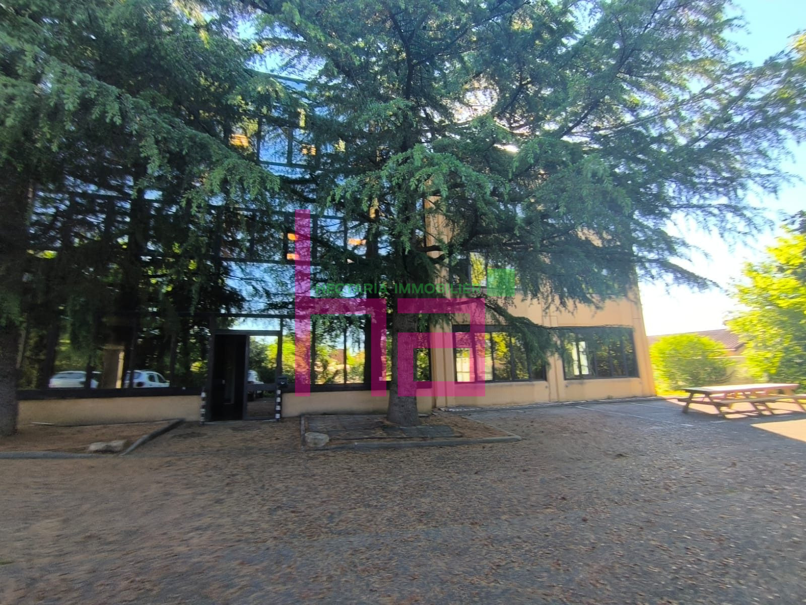BUREAUX EN RDC A VENDRE – A LOUER - Photo 9