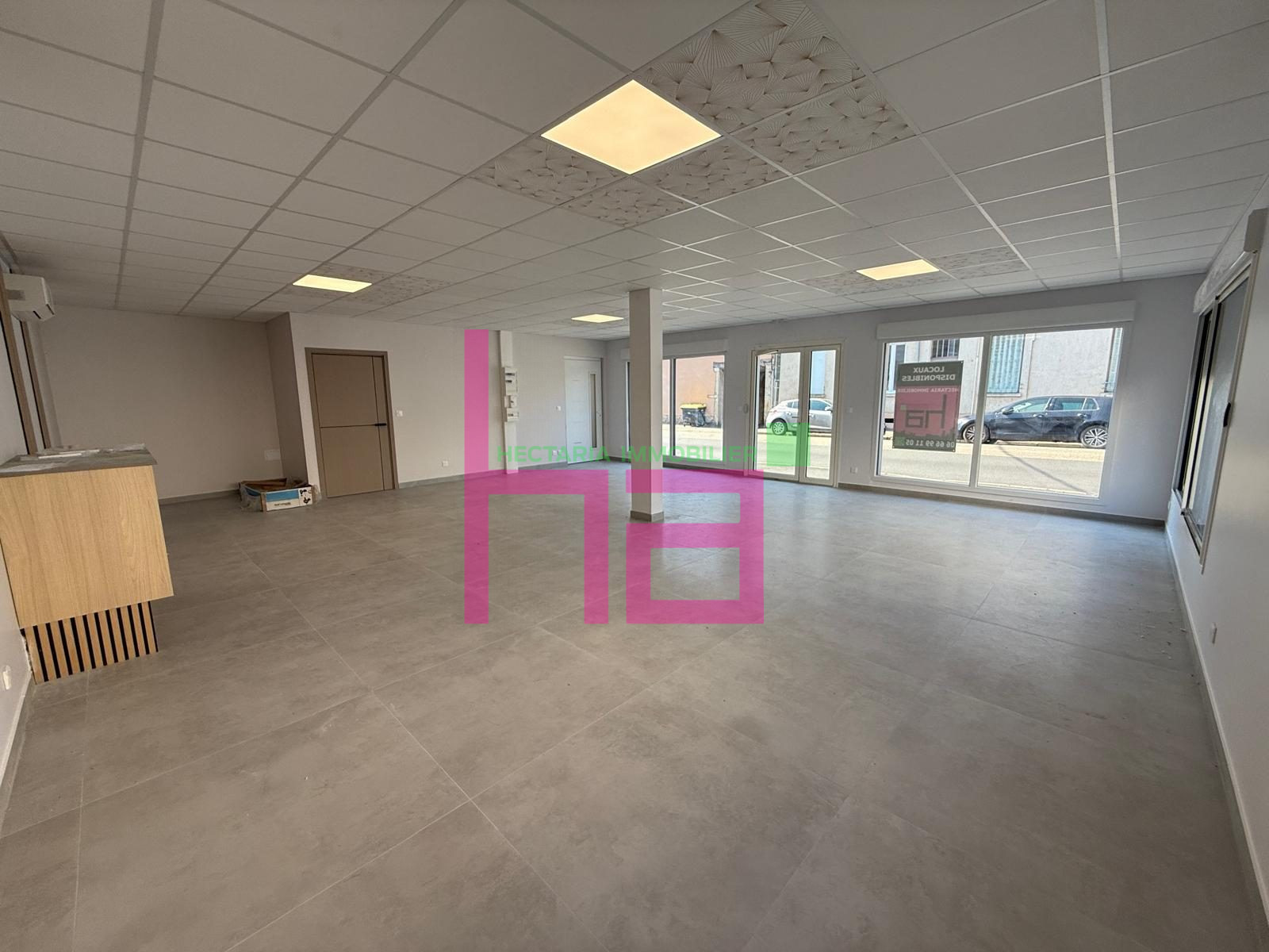 LOCAL COMMERCIAL/BUREAUX A VENDRE - Photo 1